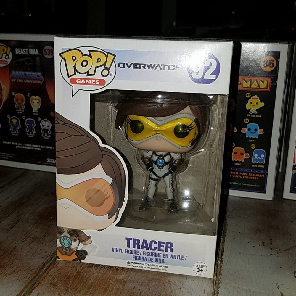 Tracer pop figure